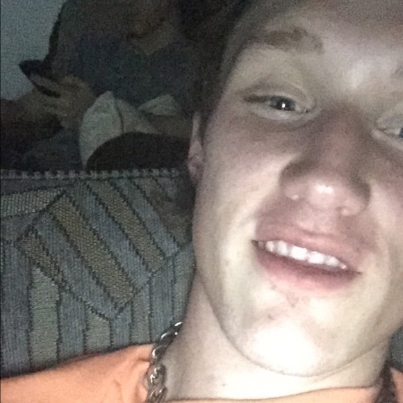 Profile Picture of Matthew Mccool (@savy_neals) on Poshmark