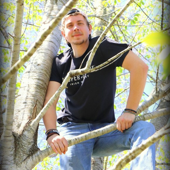 Profile Picture of Douglas Belcher (@douglasjbelcher) on Poshmark