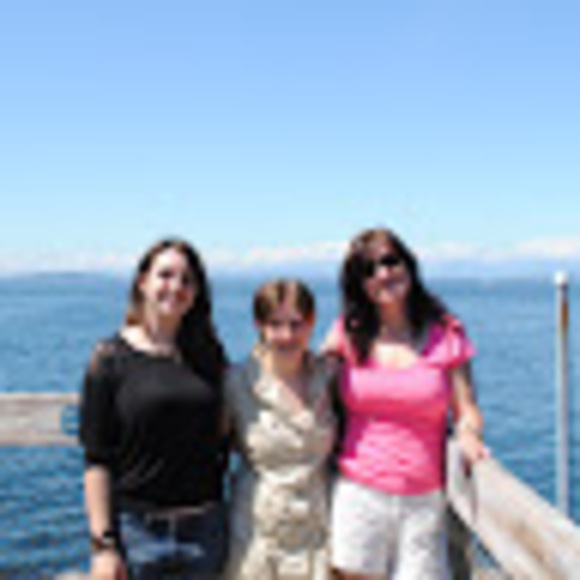 Profile Picture of Ann Coddington (@nsawc1) on Poshmark