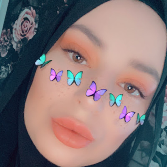 Profile Picture of Turkan Dayakli (@dayakliturkan) on Poshmark