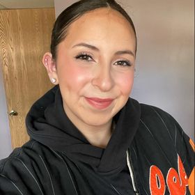 Profile Picture of Genesis Reyes (@reyes_genesis) on Pinterest