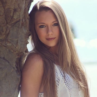 Profile Picture of Bailey McConnell † (@leehyunwoooppa) on Twitter