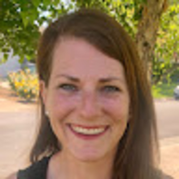 Profile Picture of Janet Kramschuster (@janetkramschust) on Poshmark