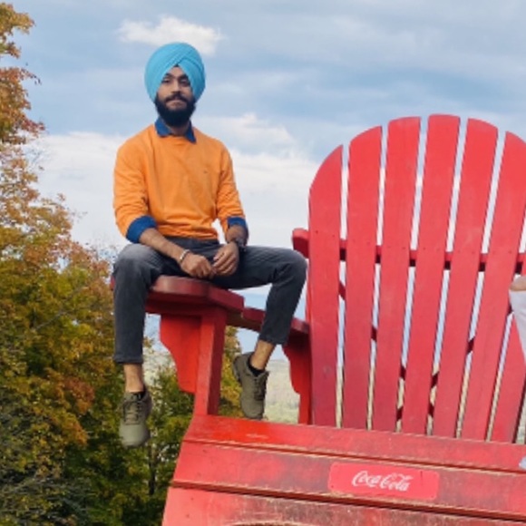 Profile Picture of Sarbjeet Singh (@sarbjeetsing781) on Poshmark