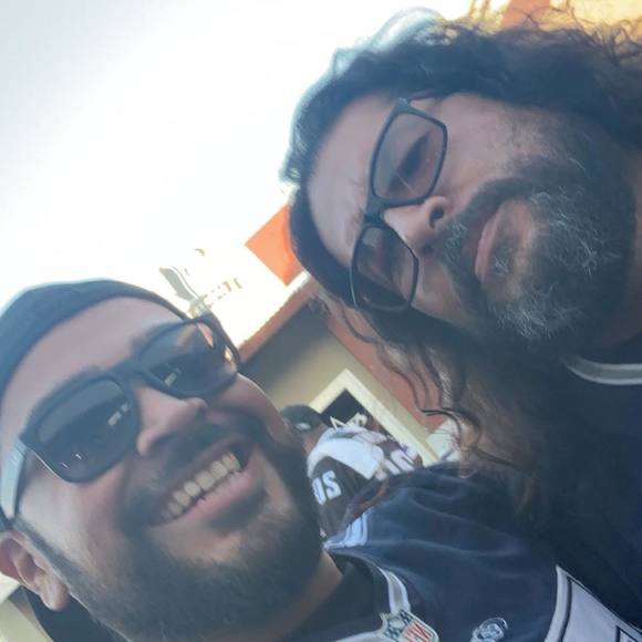 Profile Picture of Isaac Amador (@icecake915) on Poshmark