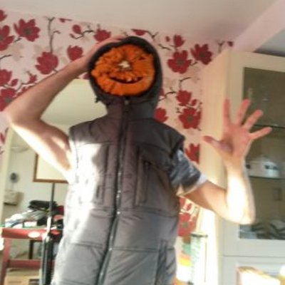 Profile Picture of Russell Hawkes (@foredeckninja) on Twitter