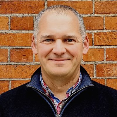 Profile Picture of Jonathan Frank (@jonathan_frank) on Twitter