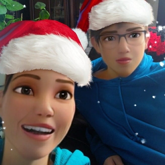 Profile Picture of Linda Sinclair (@shorty_snoopy69) on Poshmark