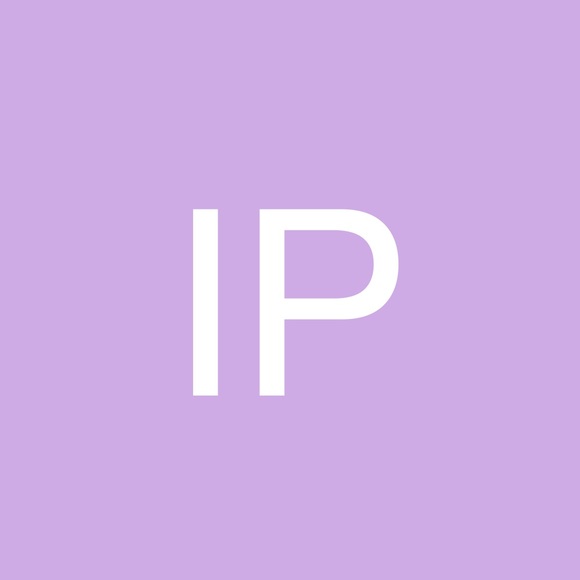 Profile Picture of Isabelle Perry (@isabelleperr310) on Poshmark