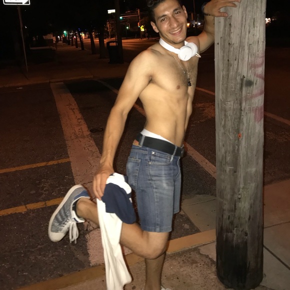 Profile Picture of Steven Youssef (@steven_youssef) on Poshmark