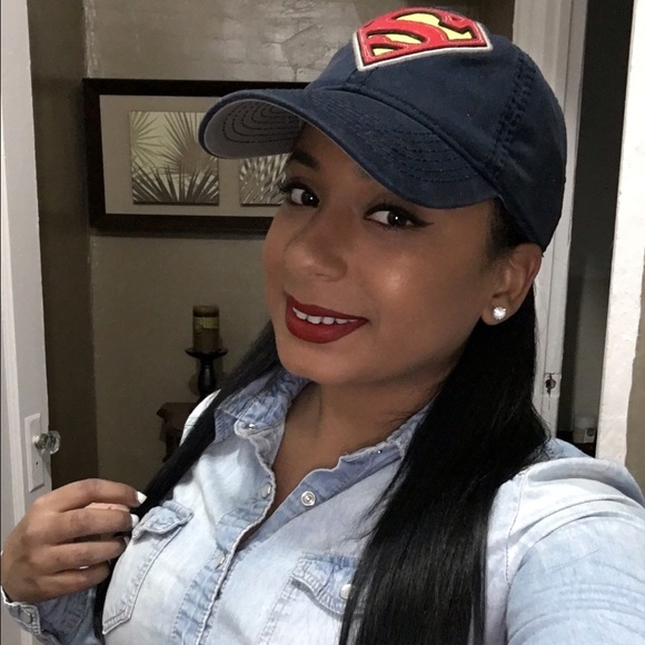 Profile Picture of Luisa Tejeda (@luisat1410) on Poshmark