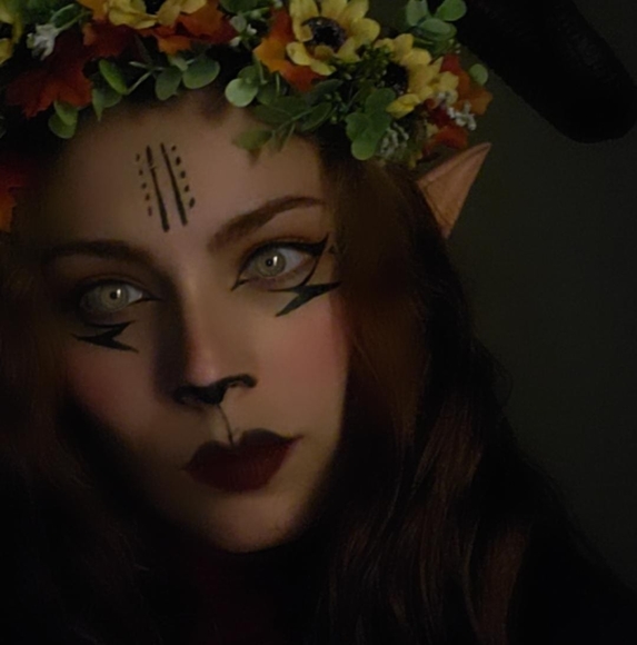 Profile Picture of Nathaly Gonzalez (@eskiyesenia_77) on Poshmark