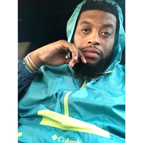 Profile Picture of Deejay Calhoun (@dcalhoun3) on Poshmark