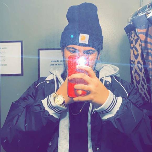 Profile Picture of Dion Gregoire (@diongregoire) on Poshmark