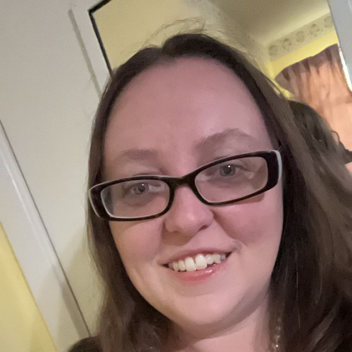 Profile Picture of Amber Dennis (@amberdennis001) on Tiktok