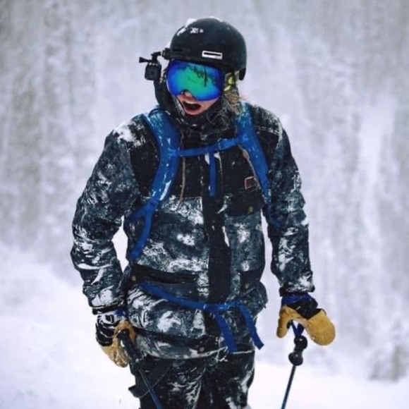 Profile Picture of Steve Crowley (@stevecrowley532) on Poshmark