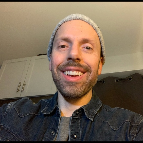 Profile Picture of Daniel Debiasi (@danieldebiasi) on Poshmark