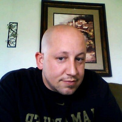 Profile Picture of Simon Ponder (@SPonder0813) on Twitter