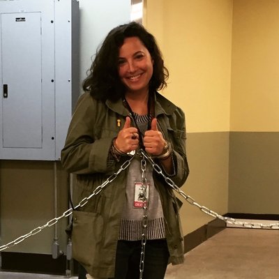 Profile Picture of Tova Kaplan (@tovakaplan) on Twitter