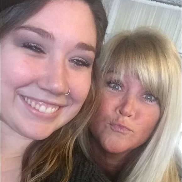 Profile Picture of Janet Gleason-mullins (@schoolbus1020) on Poshmark