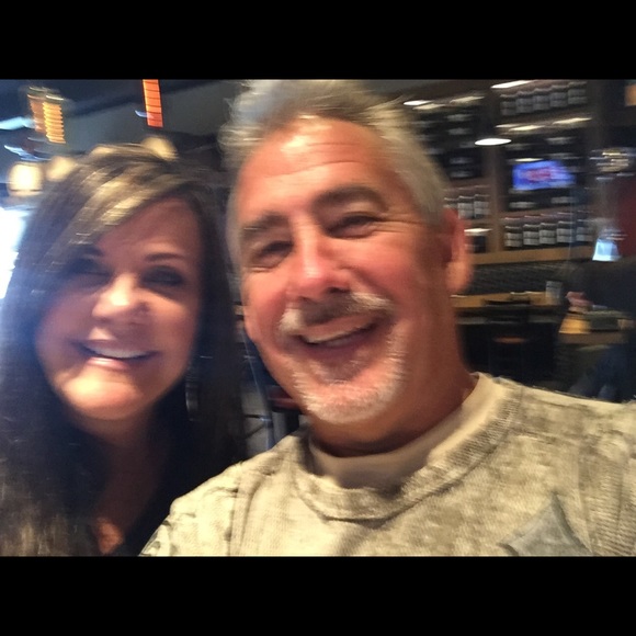 Profile Picture of Janet Ellis (@spocksmom) on Poshmark