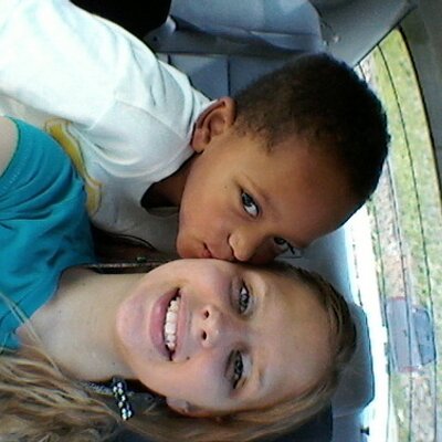 Profile Picture of Amanda Earnest (@earnest_amanda) on Twitter