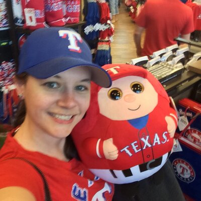 Profile Picture of Jennifer Apple (@sunshineJake) on Twitter