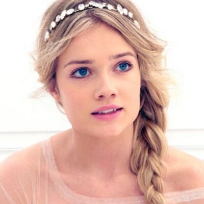 Profile Picture of Cassandra Hudson (@CrypticCas) on Twitter