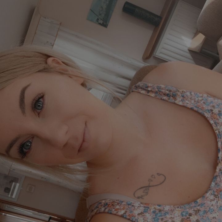 Profile Picture of Lara Llewellyn (@larallewellyn) on Tiktok