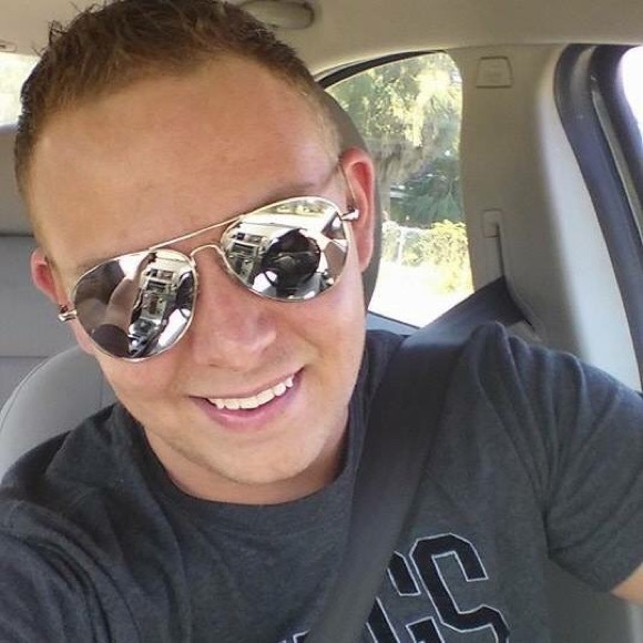 Profile Picture of Kenneth Nelson (@booskie1990) on Poshmark