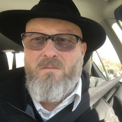 Profile Picture of Jeffrey Huff (@CoachJGHuff) on Twitter