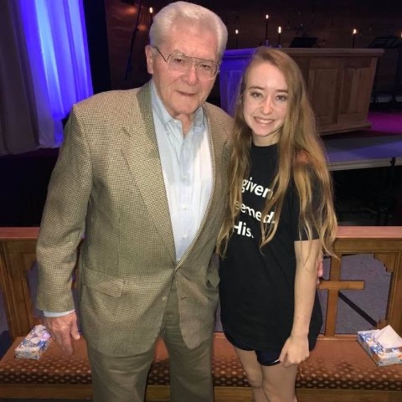 Profile Picture of Caroline maryanne Sockwell (@csockwell9) on Poshmark