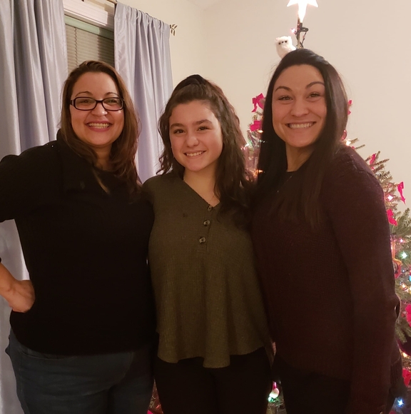 Profile Picture of Danielle Felix (@daniellefelix) on Poshmark