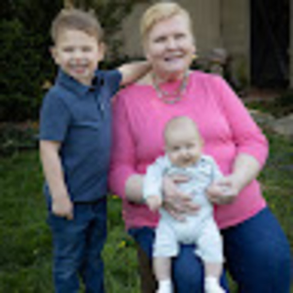 Profile Picture of Joyce Baio (@jobaio1211) on Poshmark