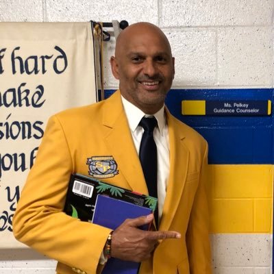 Profile Picture of Mark Pease (@SuperPeaseSPS) on Twitter