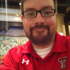 Profile Picture of Charles Crane (@CharlieC17) on Twitter