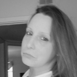 Profile Picture of Robin Viveiros (@robin_the_good_witch) on Myspace