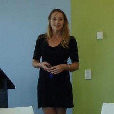 Profile Picture of Lisa McComb (@beachchick9) on Twitter