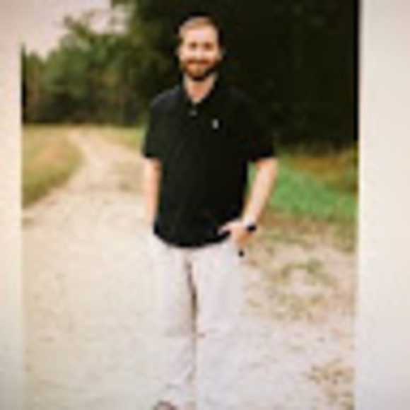 Michael Draughon - Poshmark Profile Picture of Michael Draughon (@mdraughon) on Poshmark