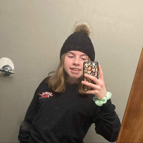 Profile Picture of Julia Chisholm (@juliachis07) on Poshmark