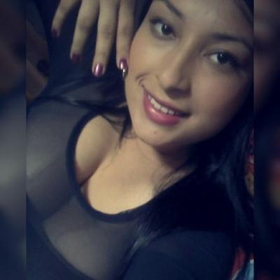 Profile Picture of ..Angie Quintero... ♥ (@angiequinteropo) on Twitter