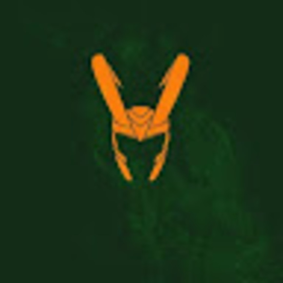 Profile Picture of Kara Wemyss (@karawemyss) on Poshmark