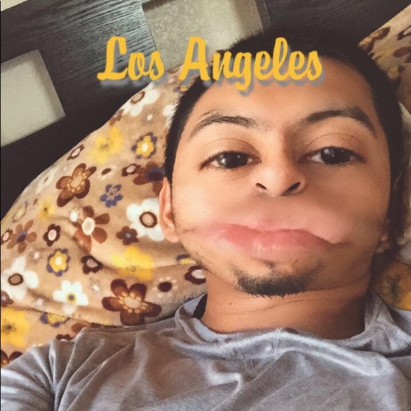 Profile Picture of Ivan Linares (@ivandos3) on Poshmark