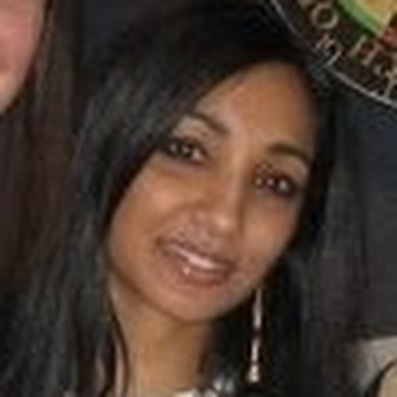 Sabrina Blickenstaff - Poshmark Profile Picture of Sabrina Blickenstaff (@sblickenstaff) on Poshmark