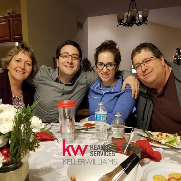 Profile Picture of Mike Weisman (@mikeweisman) on Poshmark