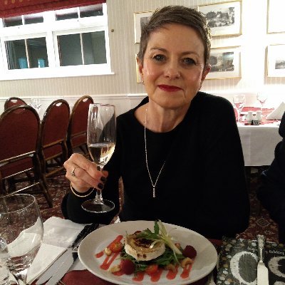 Profile Picture of Amanda Finn (@amandafinn1964) on Twitter