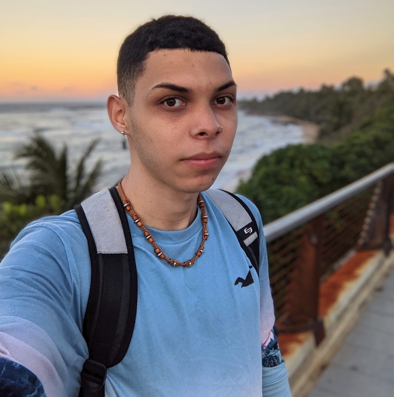 Profile Picture of Wilfredo Silva (@yadiel376) on Poshmark