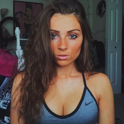 Profile Picture of A (@AutumnBeauchamp) on Twitter