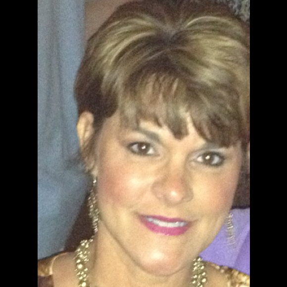 Profile Picture of Odette Foore (@fooreo) on Poshmark