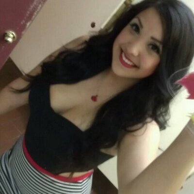 Profile Photo of Yadira Gonzalez (@popularhermit) on Twitter